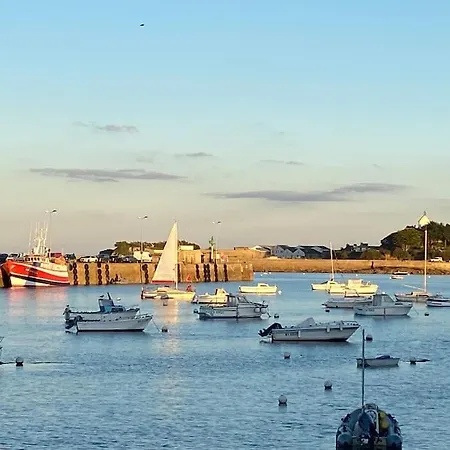 Au Pied Du Phare Vue * 罗斯科夫